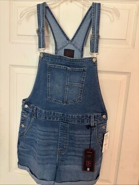 Nwt No Boundaries Denim Short Overalls in Blue
